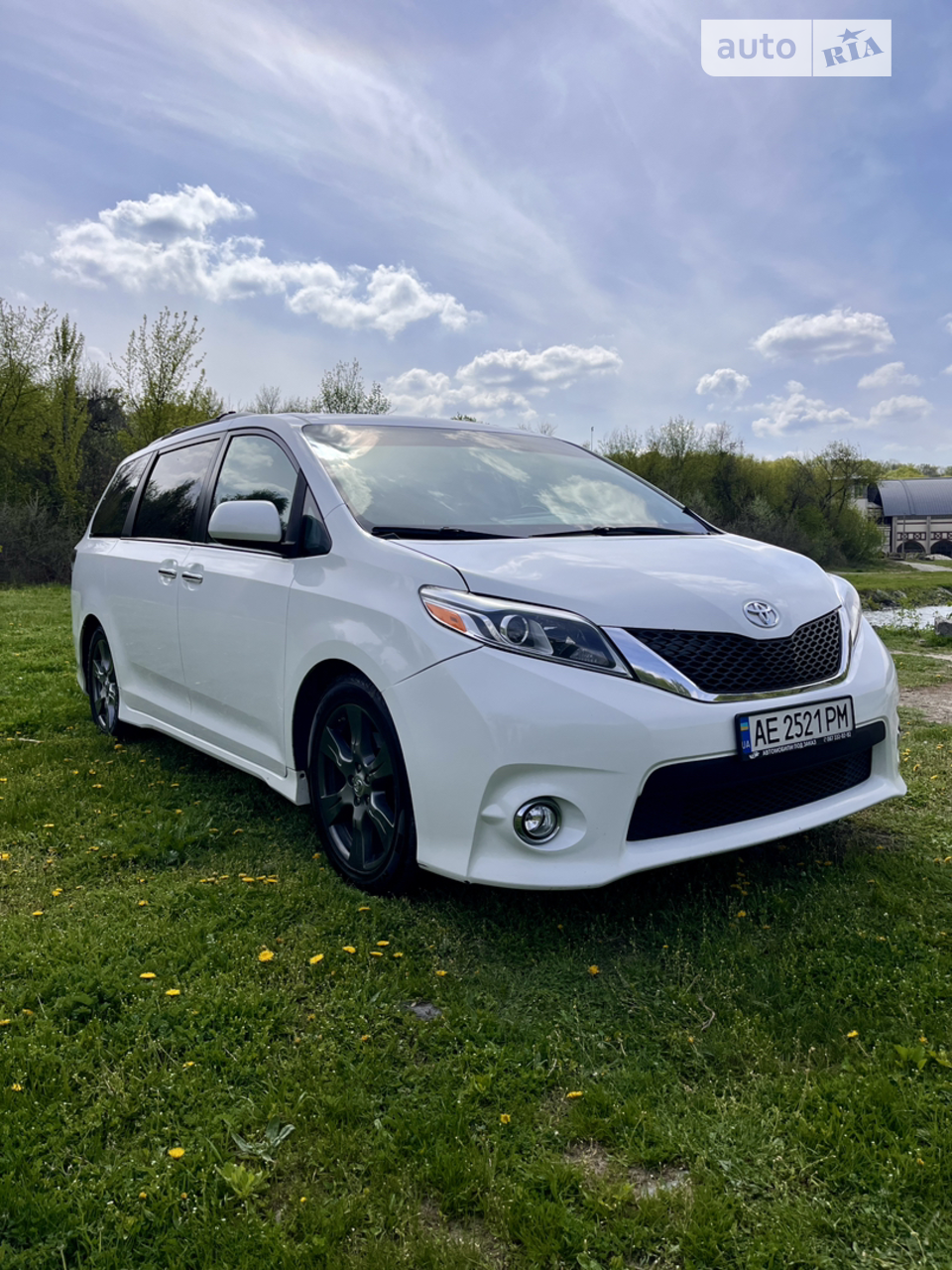 2016 Toyota Sienna - мініатюра 5