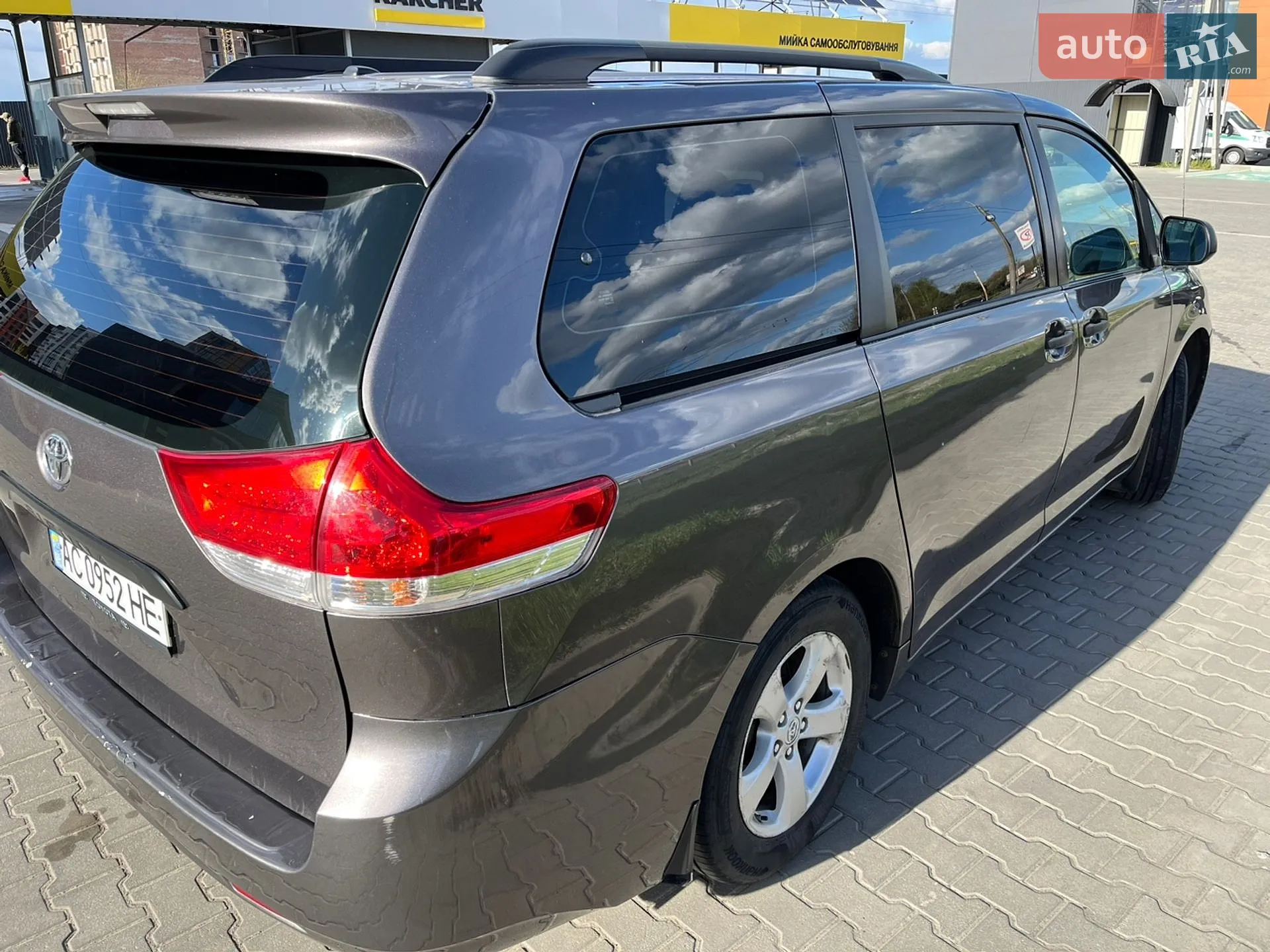 Toyota Sienna 2011 VIN 5TDKA3DC7CS009842 фото оголошення 7 з 26