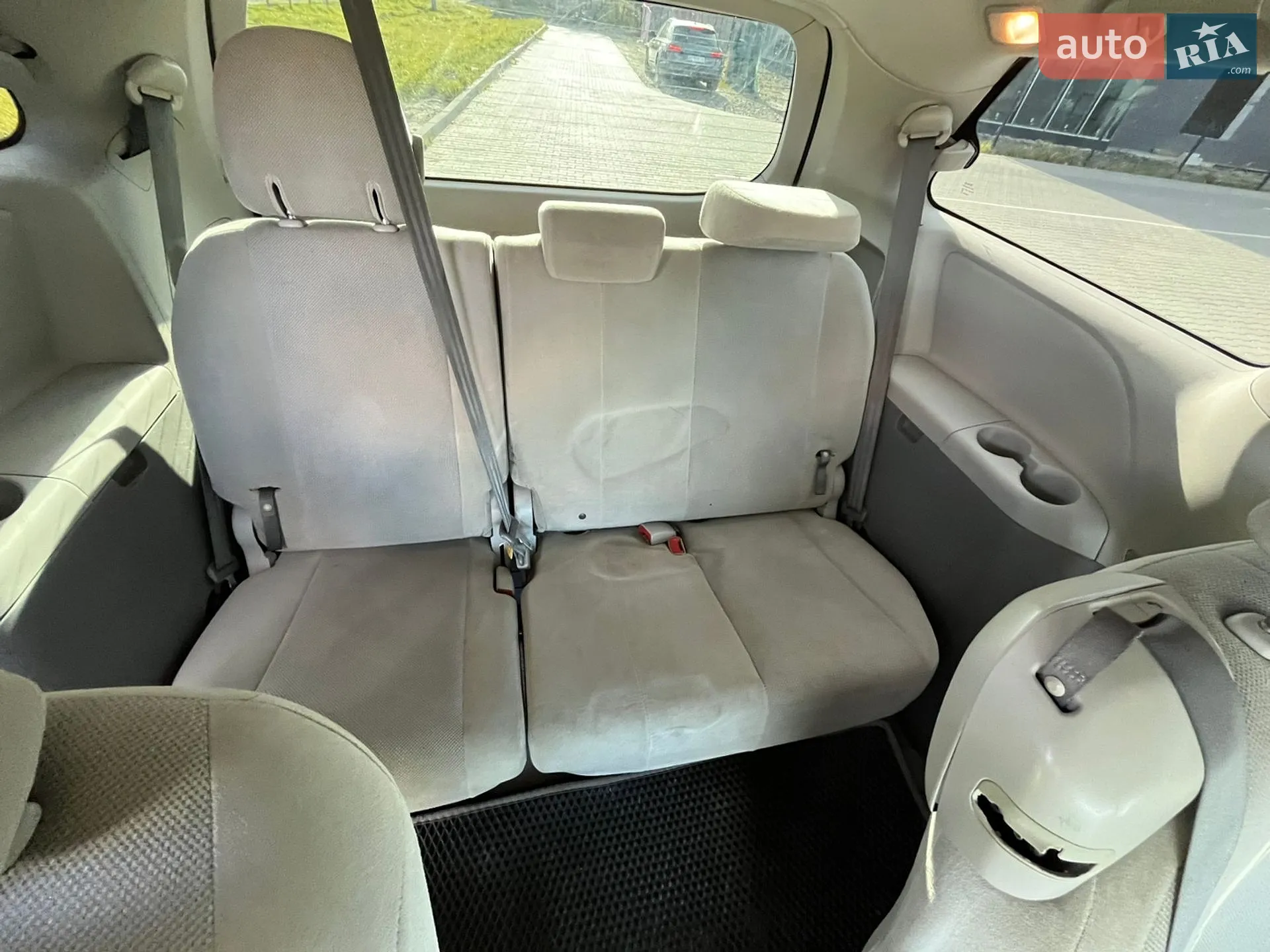 Toyota Sienna 2011 VIN 5TDKA3DC7CS009842 фото оголошення 22 з 26