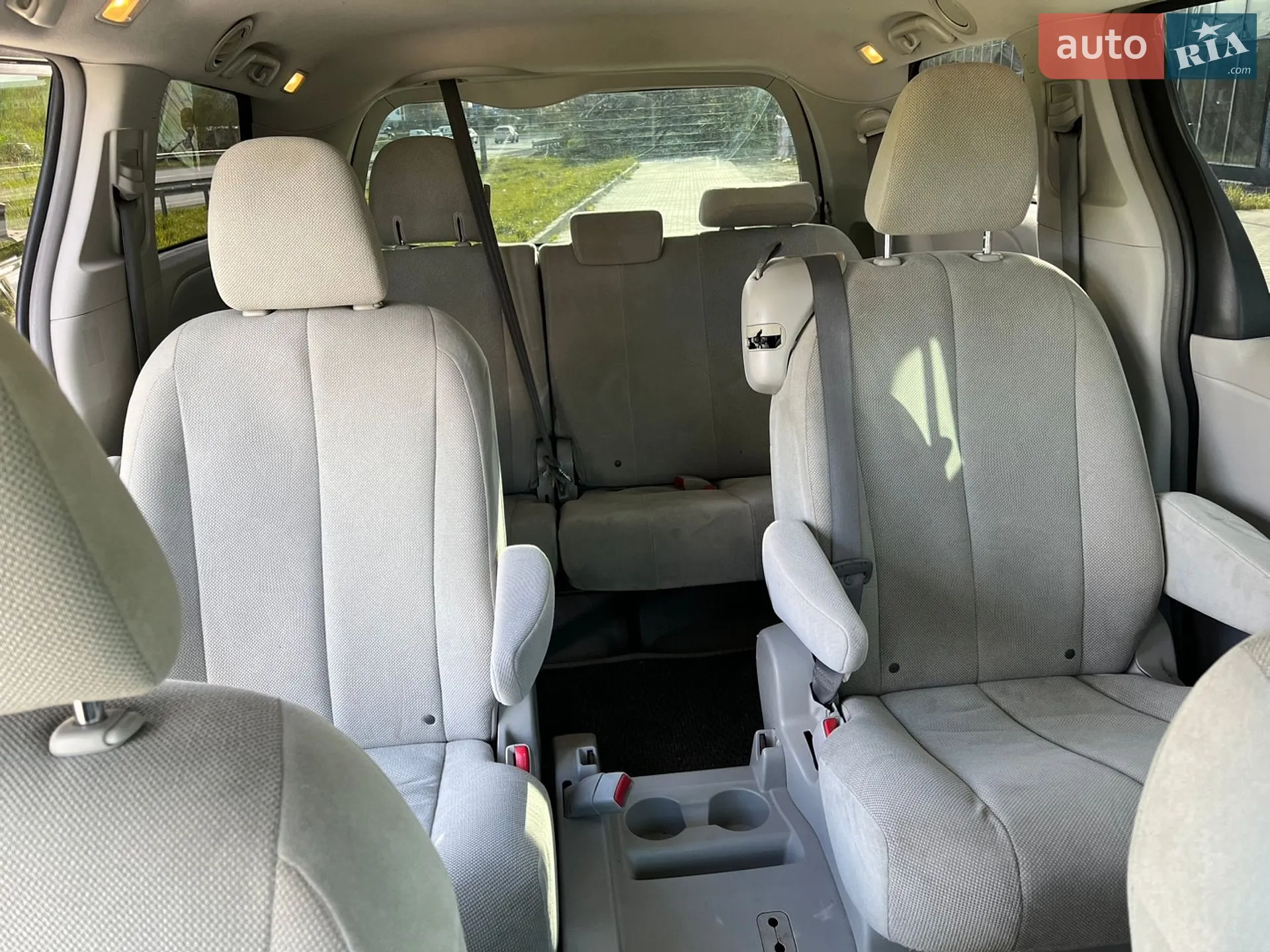 Toyota Sienna 2011 VIN 5TDKA3DC7CS009842 фото оголошення 21 з 26