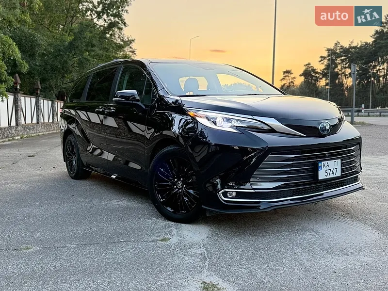 Toyota Sienna 2022