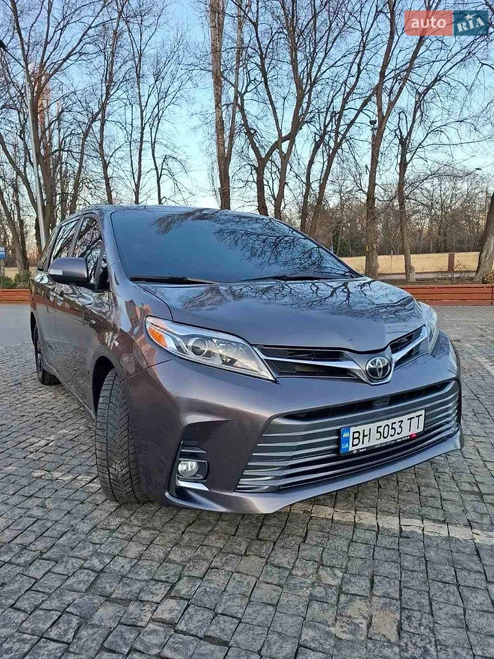 2019 Toyota Sienna - мініатюра 2
