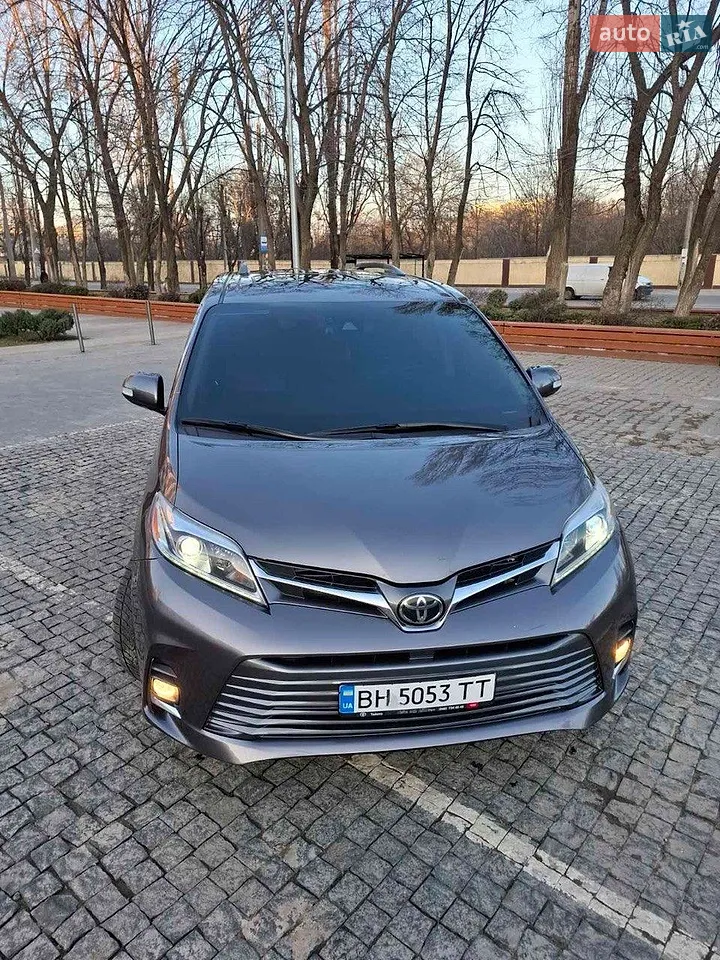 2019 Toyota Sienna - мініатюра 5
