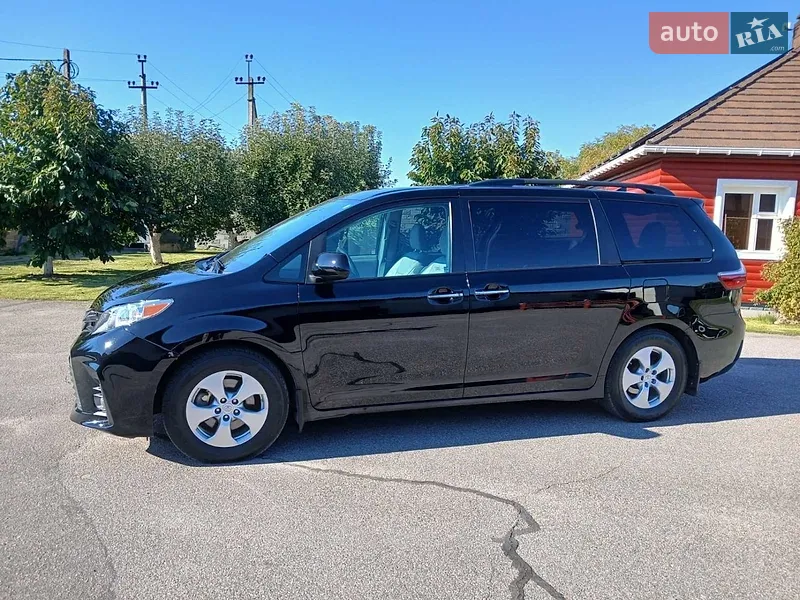 Toyota Sienna