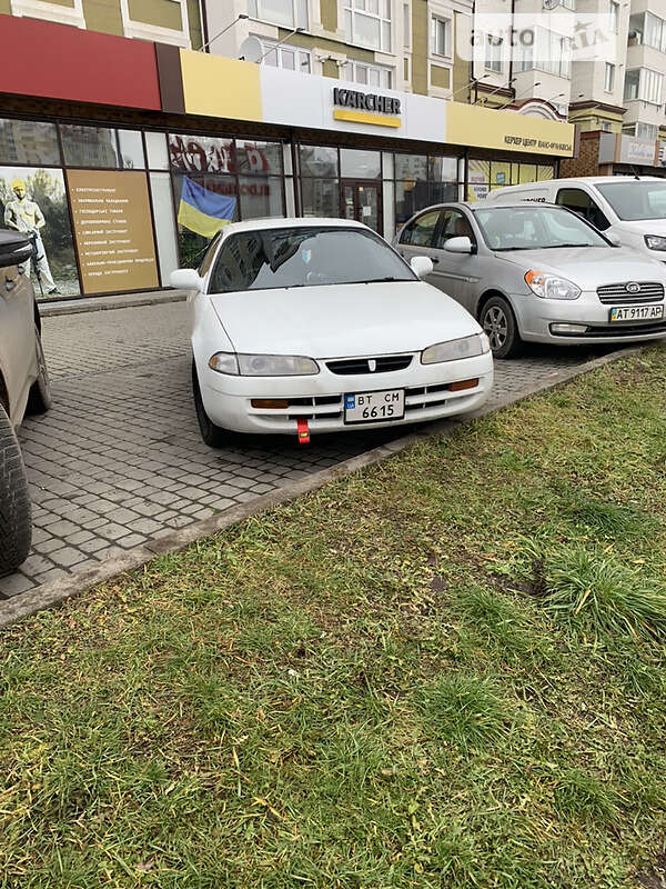 Легкові Toyota Sprinter Marino