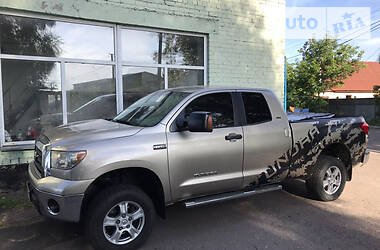 Toyota Tundra LIFT 4 2007