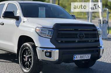 Toyota Tundra  2016