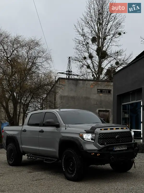 Toyota Tundra 2018