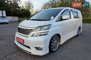 Toyota Vellfire  2010