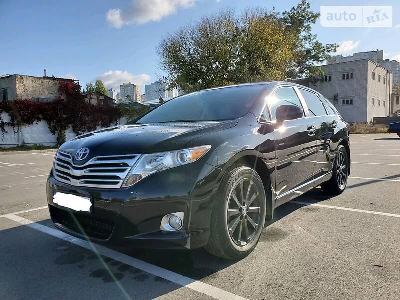 Легковые Toyota Venza