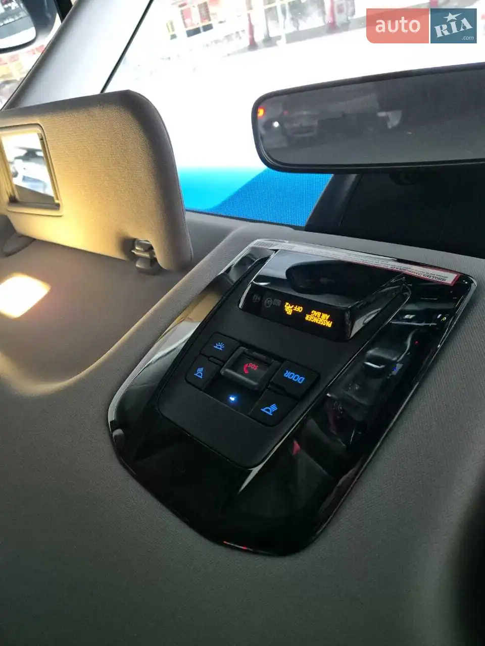 2020 Toyota Venza - мініатюра 3