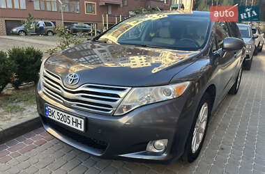 Toyota Venza  2011