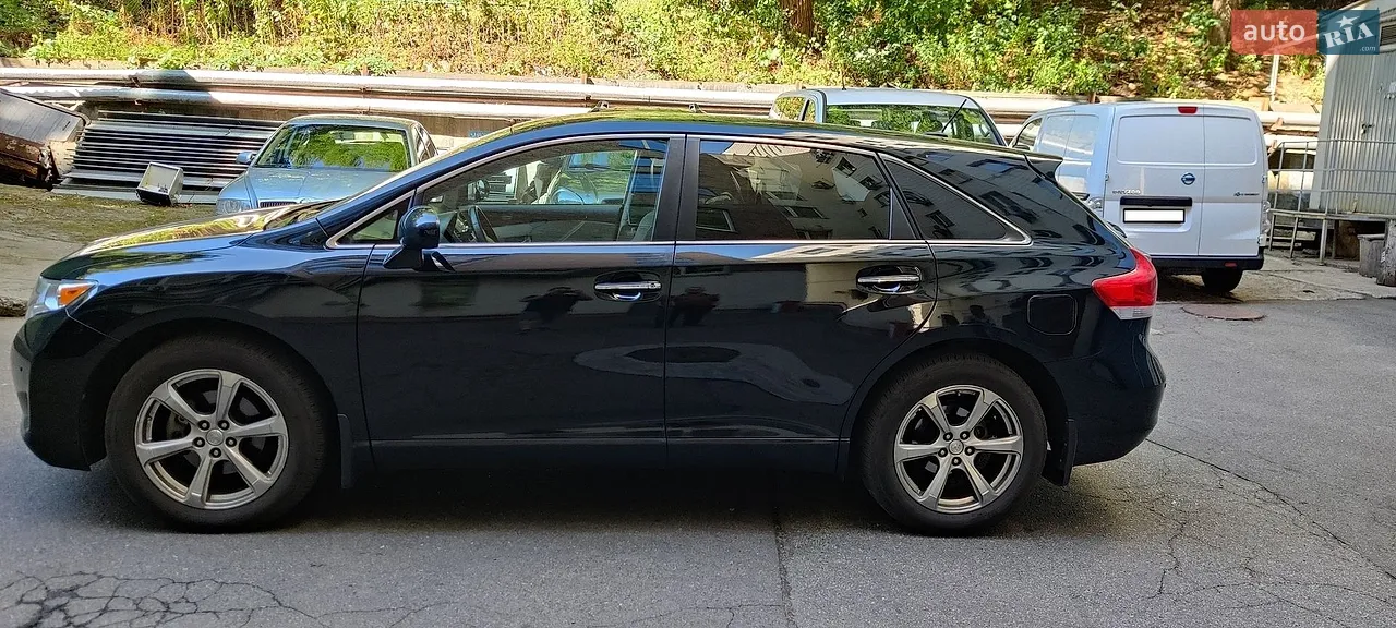 2011 Toyota Venza - мініатюра 2