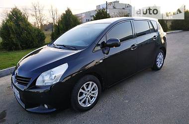 Toyota Verso  2011