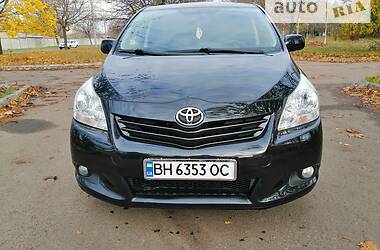 Toyota Verso  2010