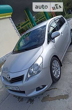 Toyota Verso  2009