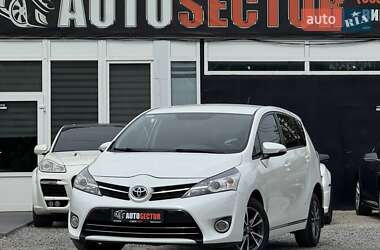 Toyota Verso  2013