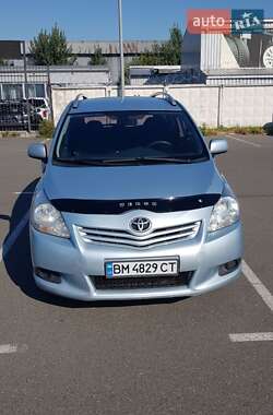 Toyota Verso 2010