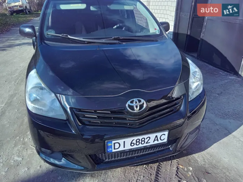 Toyota Verso 2012