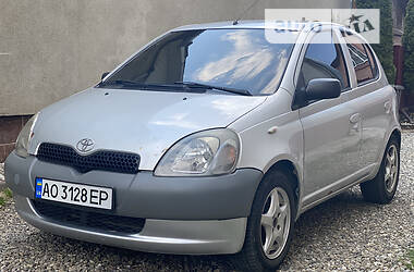 Toyota Yaris  2000