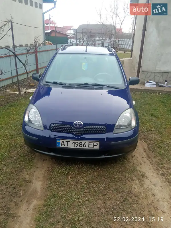 Toyota Yaris 1999