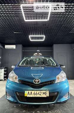 Toyota Yaris  2012