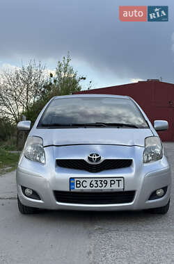 Toyota Yaris  2010