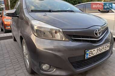 Toyota Yaris 2012