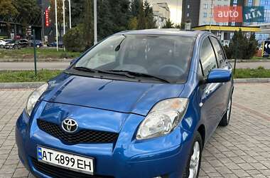 Toyota Yaris  2011