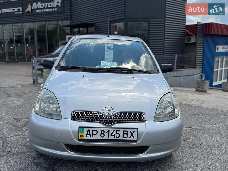 Toyota Yaris 2003