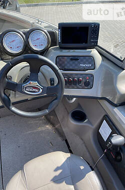 Катер Tracker Targa 2008 в Киеве фото 8 Катер Tracker Targa 2008 в Киеве