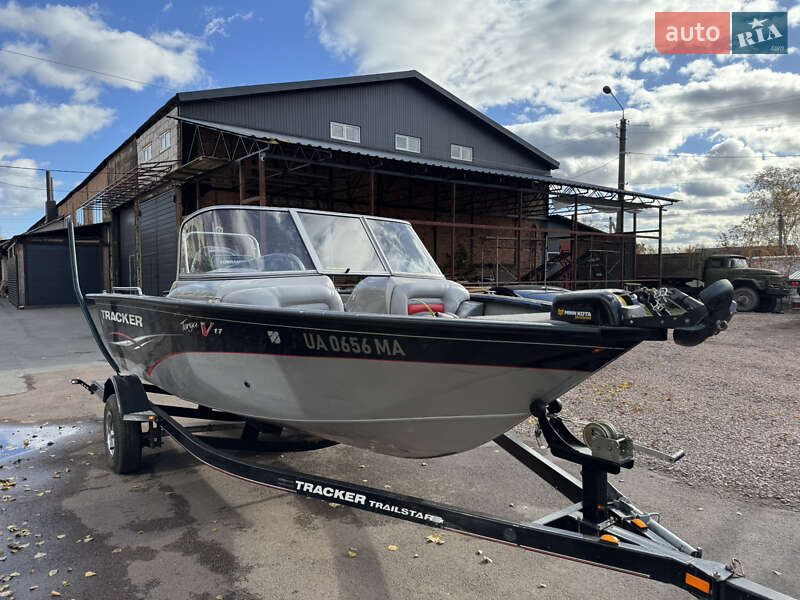 Катер Tracker Targa