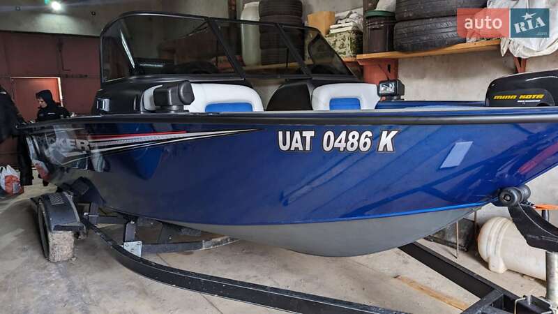 Катер Tracker Targa