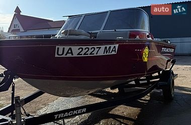 Катер Tracker Targa 2017 в Киеве