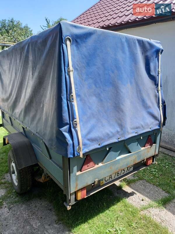 Легковой прицеп