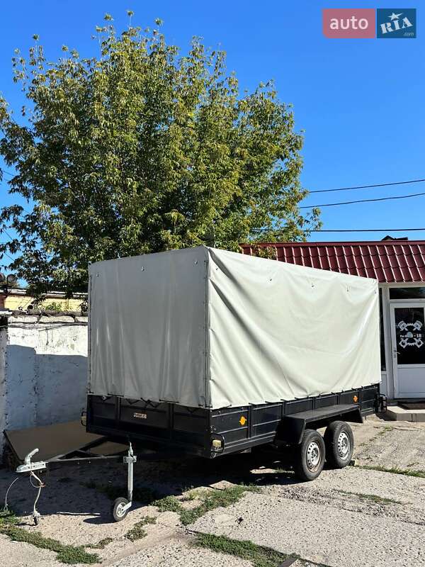 Тентованный борт (штора) - прицеп