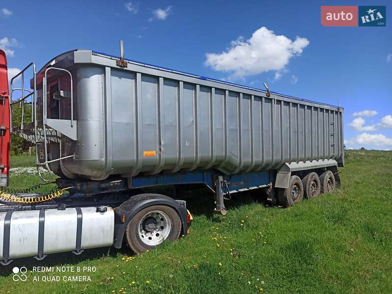 Зерновоз - напівпричіп