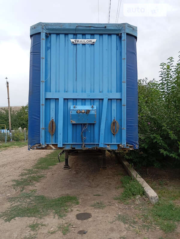 Тентований борт (штора) - напівпричіп Trailor 1020A017