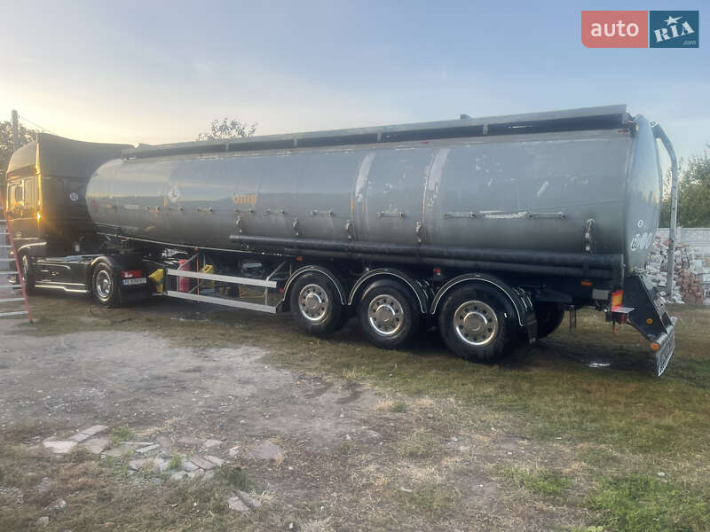 Цистерна полуприцеп Trailor S383EL