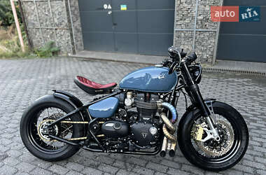 Triumph Bobber custom 2022