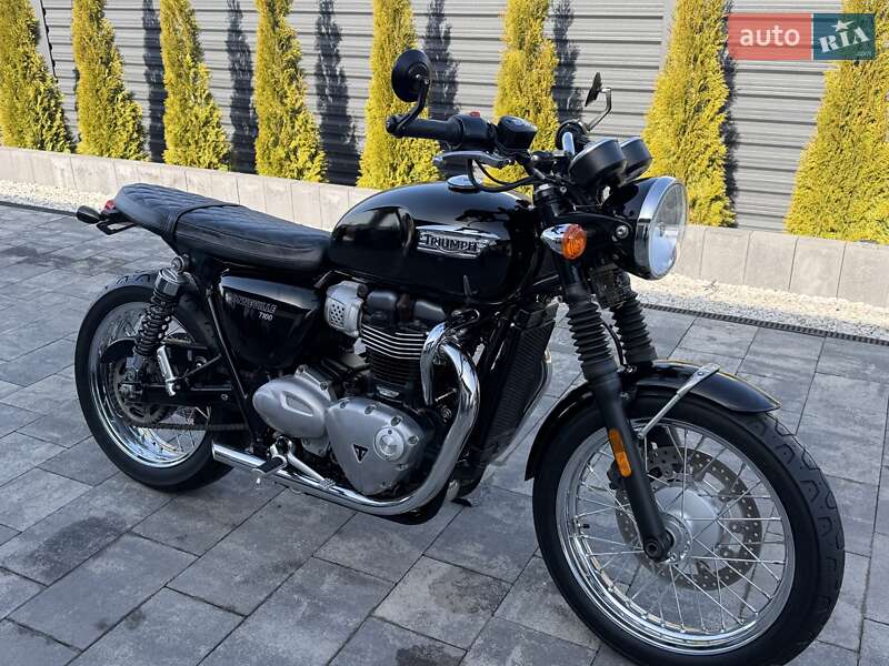 Мотоцикл Без обтекателей (Naked bike) Triumph Bonneville