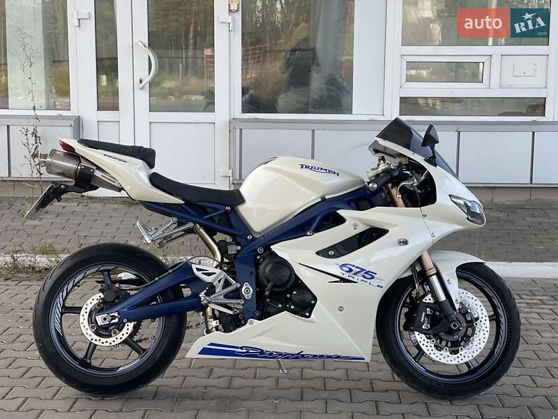 Triumph Daytona 675