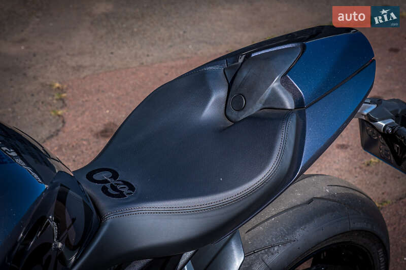 Спортбайк Triumph Speed Triple 2023 в Киеве