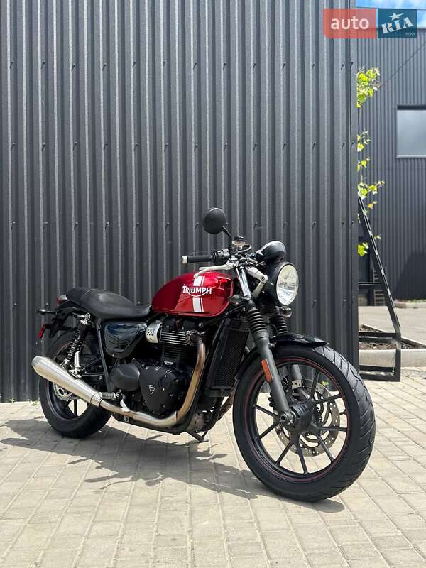 Мотоцикл Классік Triumph Street Twin