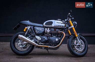 Triumph Thruxton  2023
