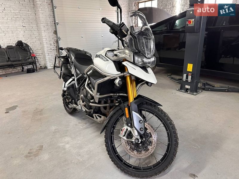 Мотоцикл Спорт-туризм Triumph Tiger 900 Rally Pro