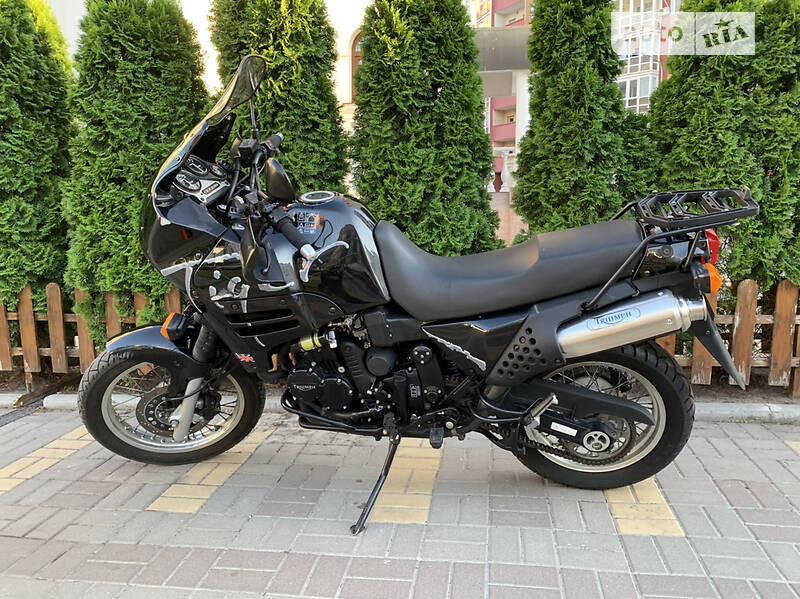 Мото Triumph Tiger