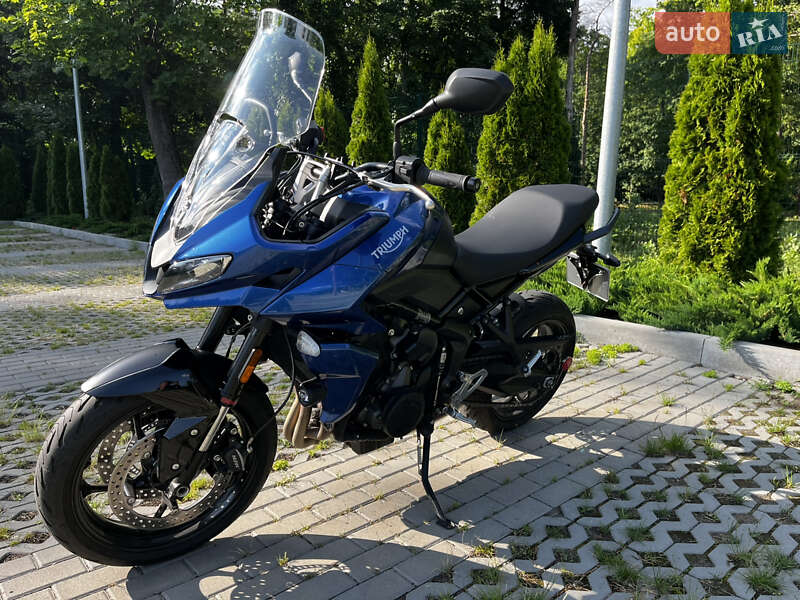 Мотоцикл Спорт-туризм Triumph Tiger
