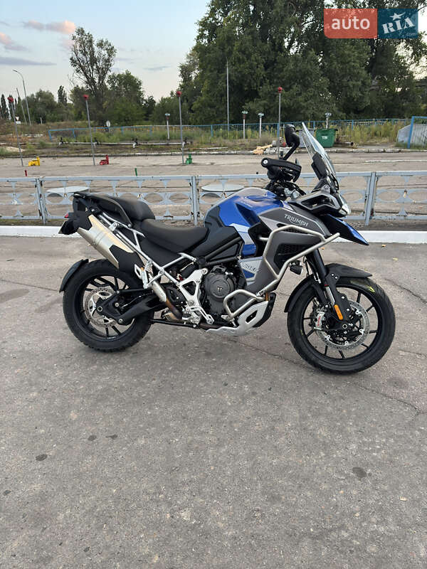 Мотоцикл Многоцелевой (All-round) Triumph Tiger