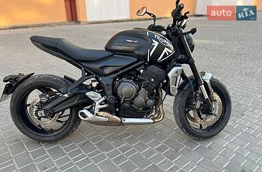triumph trident 2023 в Одеса від професійного продавця Сергей